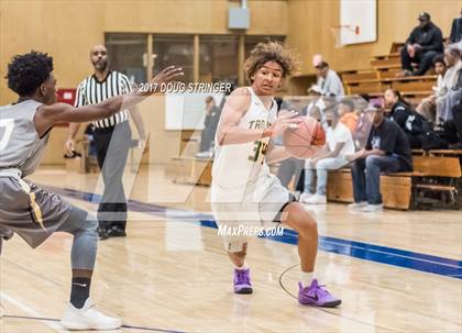Thumbnail 1 in Castro Valley vs. Hayward (Warren Morse Memorial Tournament) photogallery.