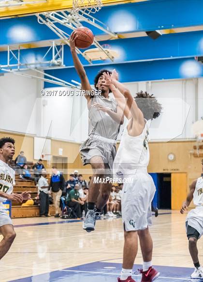 Thumbnail 1 in Castro Valley vs. Hayward (Warren Morse Memorial Tournament) photogallery.