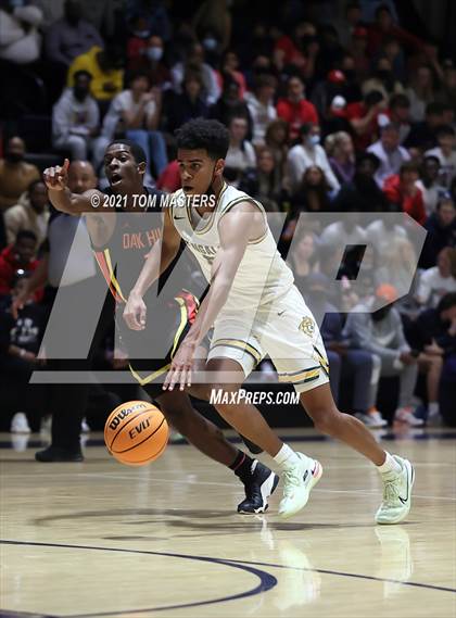 Thumbnail 2 in Greensboro Day School vs. Oak Hill Academy photogallery.
