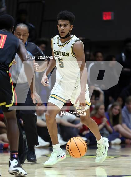 Thumbnail 3 in Greensboro Day School vs. Oak Hill Academy photogallery.