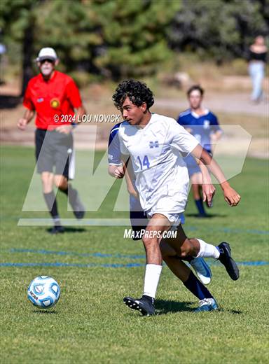 null - Photo 01