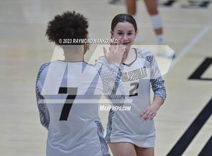 Thumbnail 1 in Delta @ Noblesville photogallery.