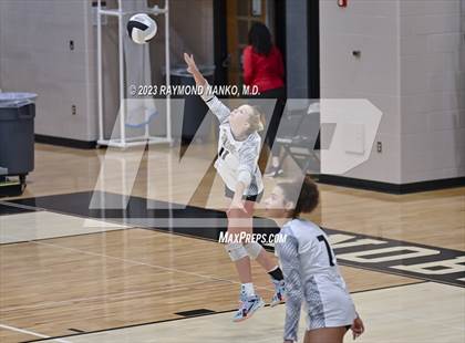 Thumbnail 2 in Delta @ Noblesville photogallery.