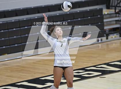 Thumbnail 2 in Delta @ Noblesville photogallery.