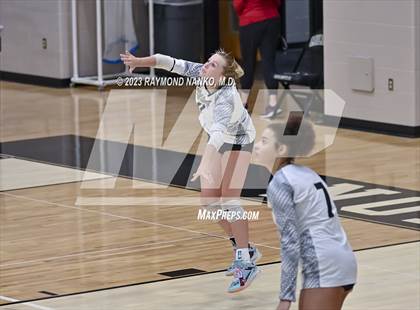 Thumbnail 3 in Delta @ Noblesville photogallery.