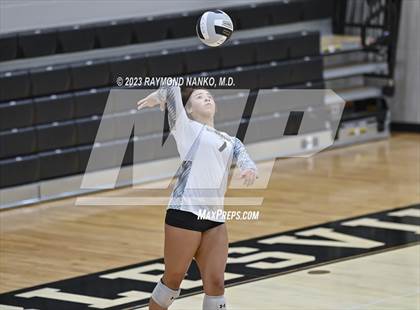 Thumbnail 1 in Delta @ Noblesville photogallery.