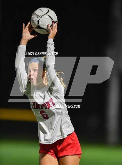 Thumbnail 3 in Fairport @ Penfield (NYSPHSAA Section V Class AA Final) photogallery.