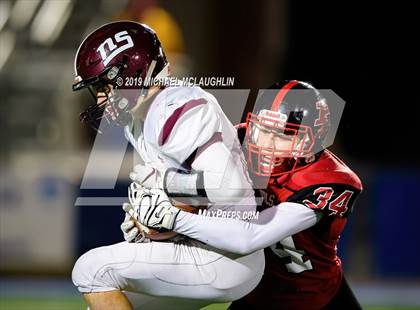 Thumbnail 2 in Plainedge vs. North Shore (Sec VIII Conf III Semifinal) photogallery.