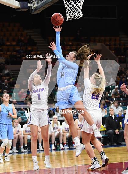 Thumbnail 1 in Cherry Creek vs. Ralston Valley (CHSAA 5A Great 8) photogallery.