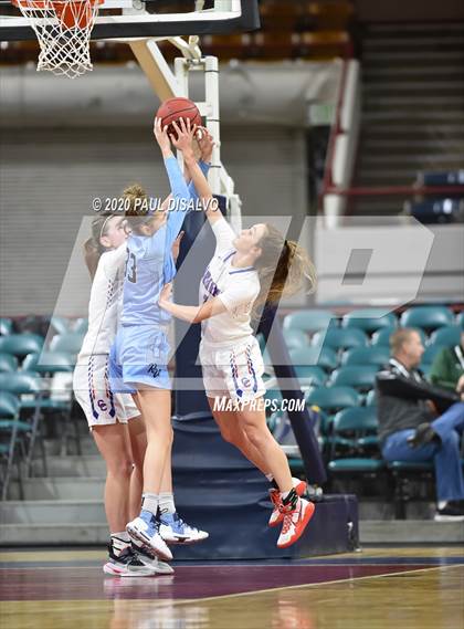 Thumbnail 2 in Cherry Creek vs. Ralston Valley (CHSAA 5A Great 8) photogallery.