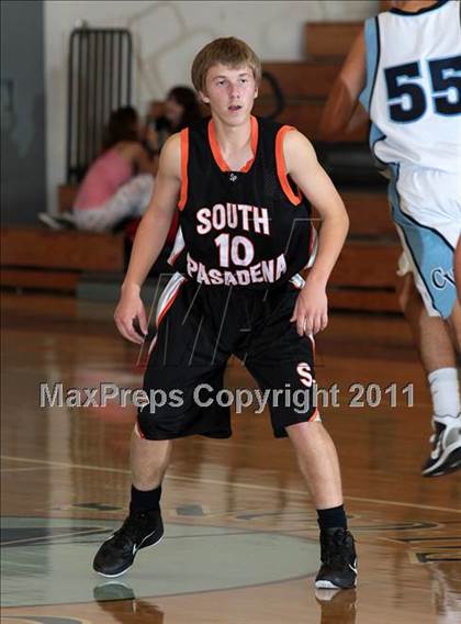 Thumbnail 2 in South Pasadena vs. Crescenta Valley (Falcon Classic) photogallery.