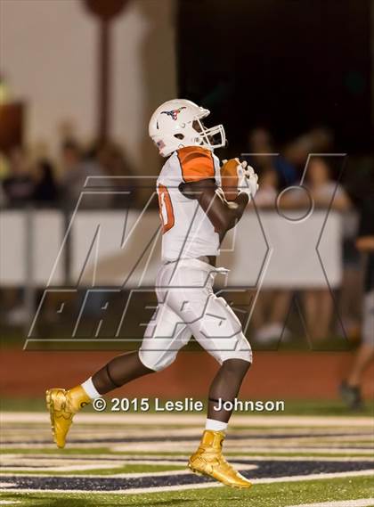 Thumbnail 2 in Dobie @ Pearland photogallery.
