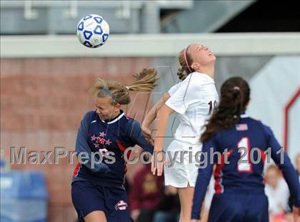 Thumbnail 3 in MacArthur vs Arlington (NYSPHSAA Class AA Final) photogallery.