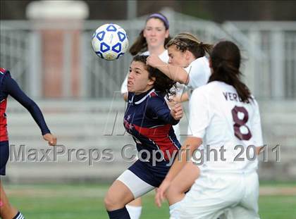 Thumbnail 3 in MacArthur vs Arlington (NYSPHSAA Class AA Final) photogallery.