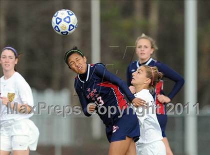 Thumbnail 3 in MacArthur vs Arlington (NYSPHSAA Class AA Final) photogallery.