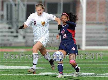 Thumbnail 1 in MacArthur vs Arlington (NYSPHSAA Class AA Final) photogallery.