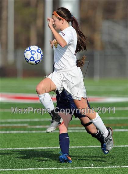 Thumbnail 2 in MacArthur vs Arlington (NYSPHSAA Class AA Final) photogallery.