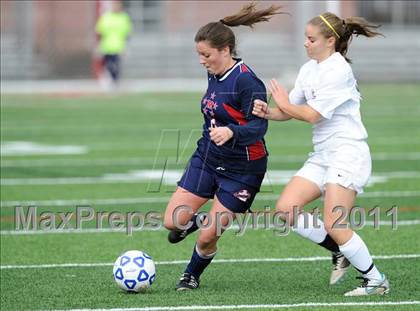 Thumbnail 3 in MacArthur vs Arlington (NYSPHSAA Class AA Final) photogallery.