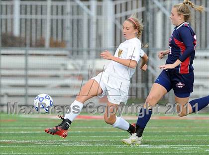 Thumbnail 2 in MacArthur vs Arlington (NYSPHSAA Class AA Final) photogallery.