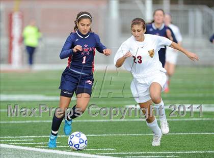 Thumbnail 1 in MacArthur vs Arlington (NYSPHSAA Class AA Final) photogallery.