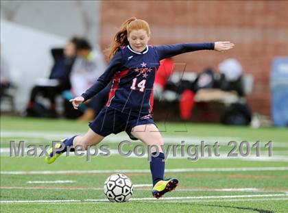 Thumbnail 3 in MacArthur vs Arlington (NYSPHSAA Class AA Final) photogallery.