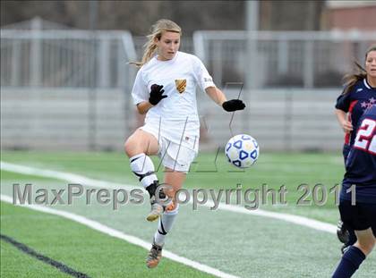 Thumbnail 2 in MacArthur vs Arlington (NYSPHSAA Class AA Final) photogallery.