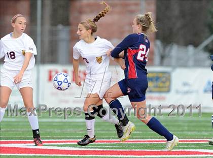 Thumbnail 1 in MacArthur vs Arlington (NYSPHSAA Class AA Final) photogallery.