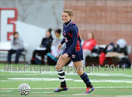 Thumbnail 3 in MacArthur vs Arlington (NYSPHSAA Class AA Final) photogallery.