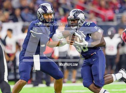 Thumbnail 1 in Cy-Ridge vs Clear Brook (UIL 6A Regional Playoff) photogallery.