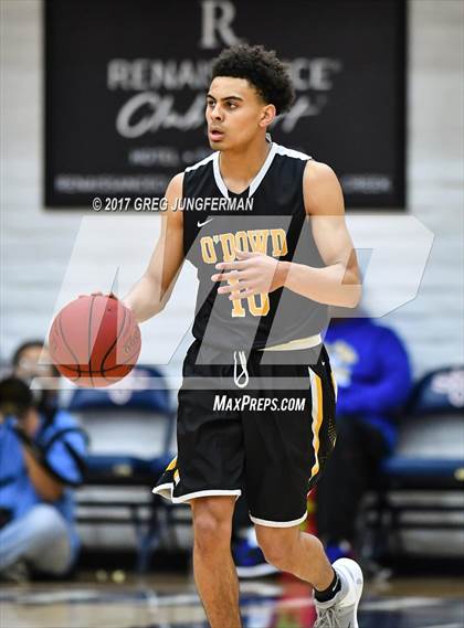 Thumbnail 1 in Capital Christian vs. Bishop O'Dowd (MaxPreps/DSL MLK Classic) photogallery.