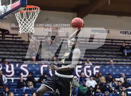 Thumbnail 1 in Capital Christian vs. Bishop O'Dowd (MaxPreps/DSL MLK Classic) photogallery.