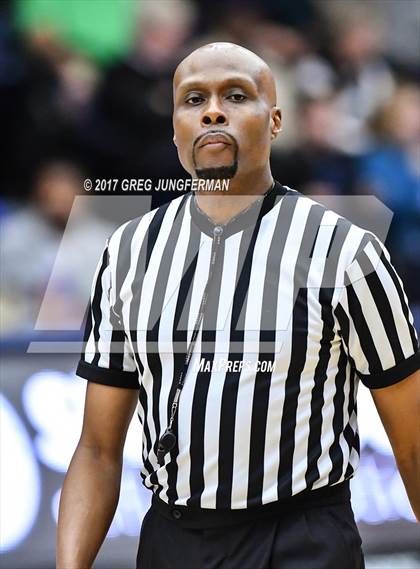 Thumbnail 2 in Capital Christian vs. Bishop O'Dowd (MaxPreps/DSL MLK Classic) photogallery.