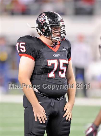 Thumbnail 3 in Liberty vs. Bastrop (4A Division 2 Region 2 Semifinals) photogallery.