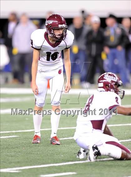 Thumbnail 2 in Liberty vs. Bastrop (4A Division 2 Region 2 Semifinals) photogallery.