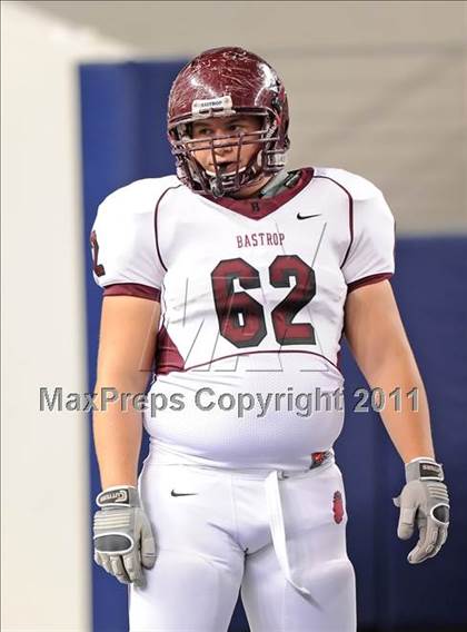 Thumbnail 2 in Liberty vs. Bastrop (4A Division 2 Region 2 Semifinals) photogallery.