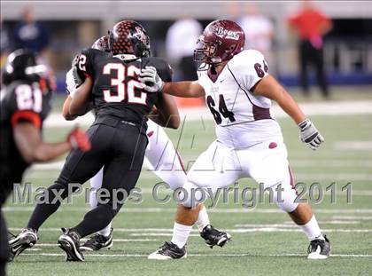 Thumbnail 1 in Liberty vs. Bastrop (4A Division 2 Region 2 Semifinals) photogallery.