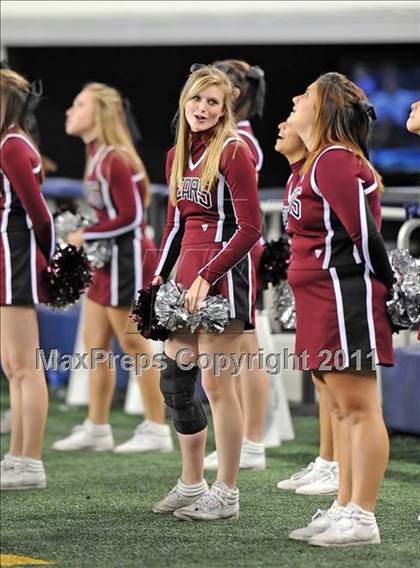 Thumbnail 2 in Liberty vs. Bastrop (4A Division 2 Region 2 Semifinals) photogallery.