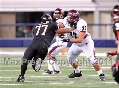 Thumbnail 1 in Liberty vs. Bastrop (4A Division 2 Region 2 Semifinals) photogallery.
