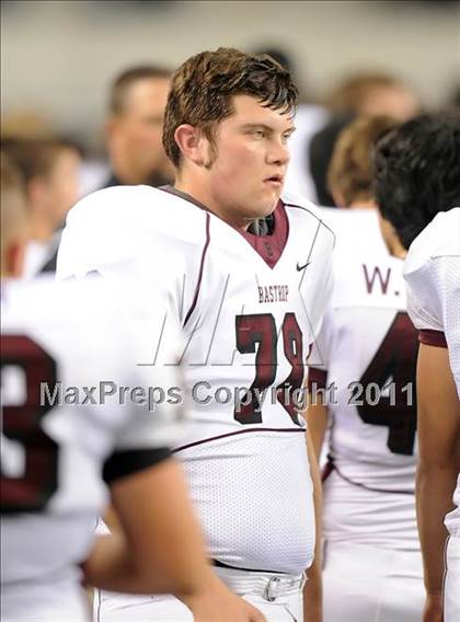 Thumbnail 2 in Liberty vs. Bastrop (4A Division 2 Region 2 Semifinals) photogallery.