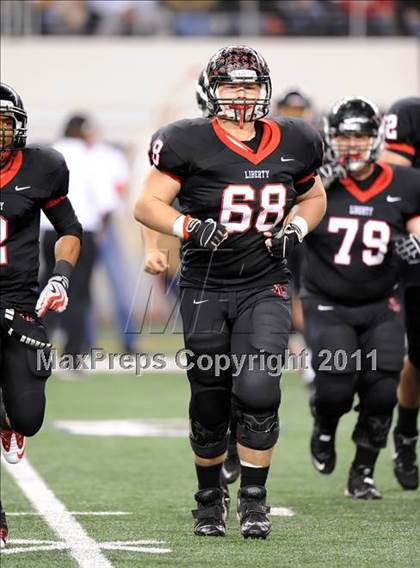 Thumbnail 1 in Liberty vs. Bastrop (4A Division 2 Region 2 Semifinals) photogallery.