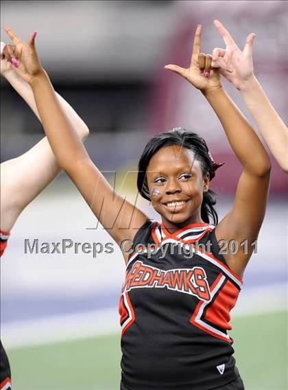 Thumbnail 2 in Liberty vs. Bastrop (4A Division 2 Region 2 Semifinals) photogallery.