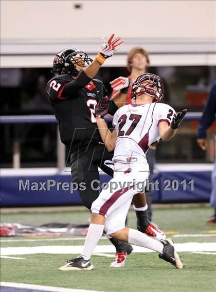 Thumbnail 1 in Liberty vs. Bastrop (4A Division 2 Region 2 Semifinals) photogallery.