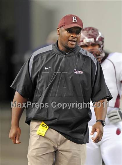 Thumbnail 1 in Liberty vs. Bastrop (4A Division 2 Region 2 Semifinals) photogallery.