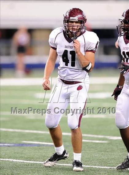 Thumbnail 3 in Liberty vs. Bastrop (4A Division 2 Region 2 Semifinals) photogallery.