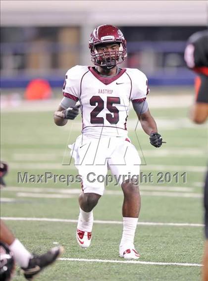 Thumbnail 3 in Liberty vs. Bastrop (4A Division 2 Region 2 Semifinals) photogallery.