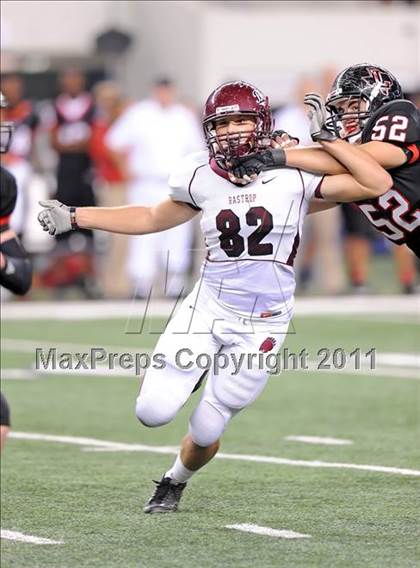 Thumbnail 3 in Liberty vs. Bastrop (4A Division 2 Region 2 Semifinals) photogallery.