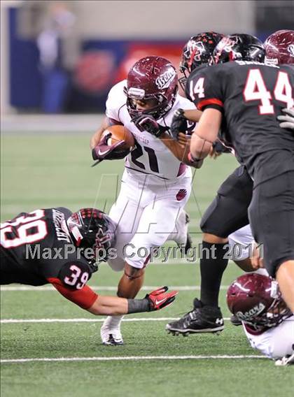 Thumbnail 3 in Liberty vs. Bastrop (4A Division 2 Region 2 Semifinals) photogallery.