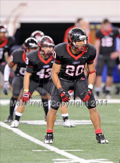 Thumbnail 1 in Liberty vs. Bastrop (4A Division 2 Region 2 Semifinals) photogallery.