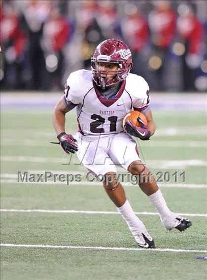 Thumbnail 3 in Liberty vs. Bastrop (4A Division 2 Region 2 Semifinals) photogallery.