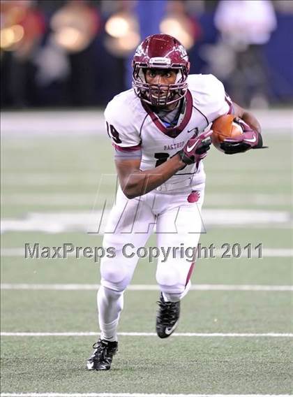 Thumbnail 1 in Liberty vs. Bastrop (4A Division 2 Region 2 Semifinals) photogallery.